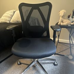 Black desk Chair