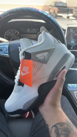 Jordan 4 White Cement Size 10.5