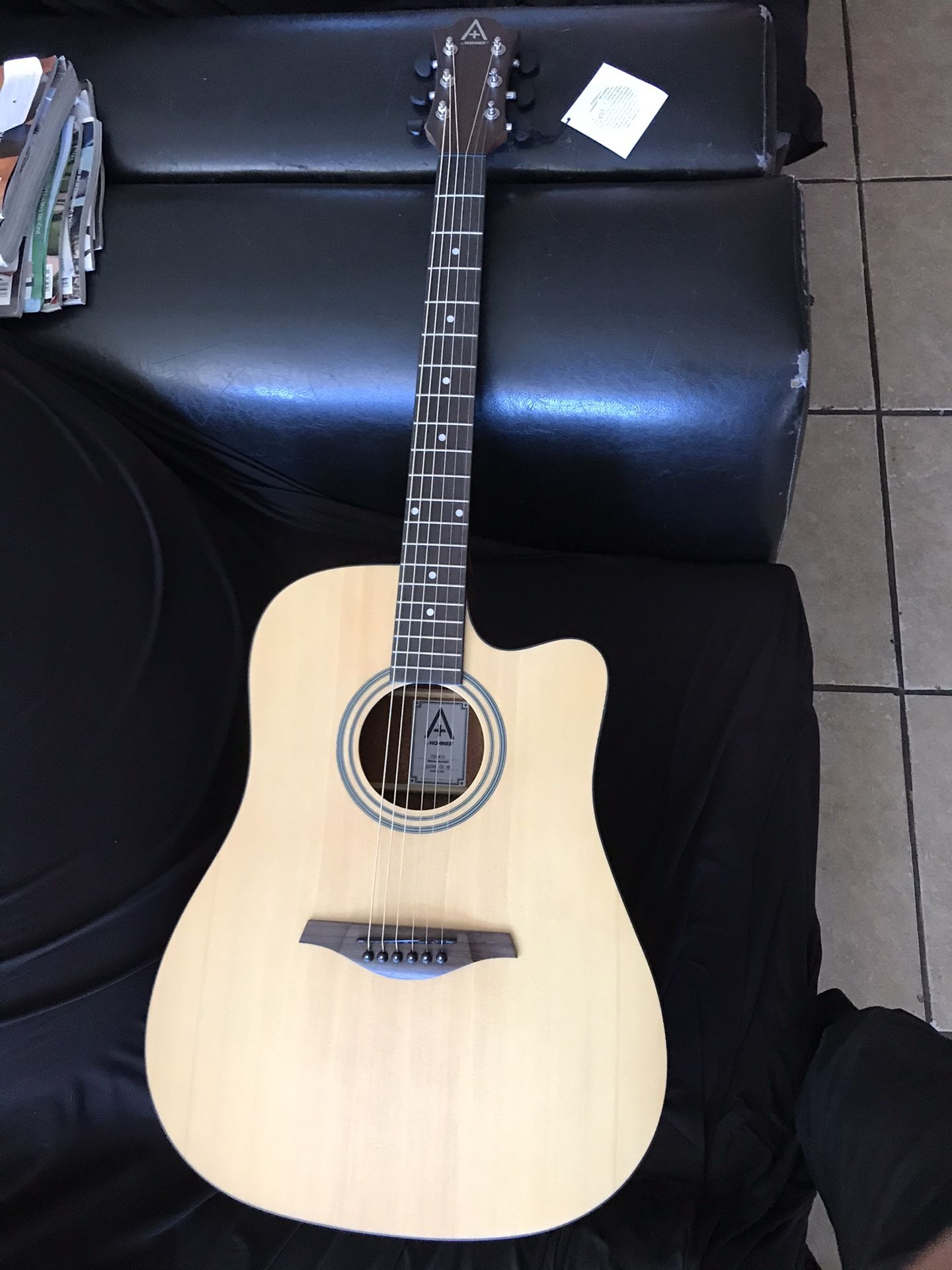 HOHNER ACOUSTIC GUITAR- MODEL AS305 CE NS