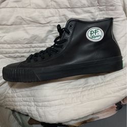 Mens Size 13 PF Flyers