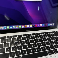 MacBook Air M1 2020