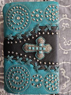 Women's Leather Trifold Wallet