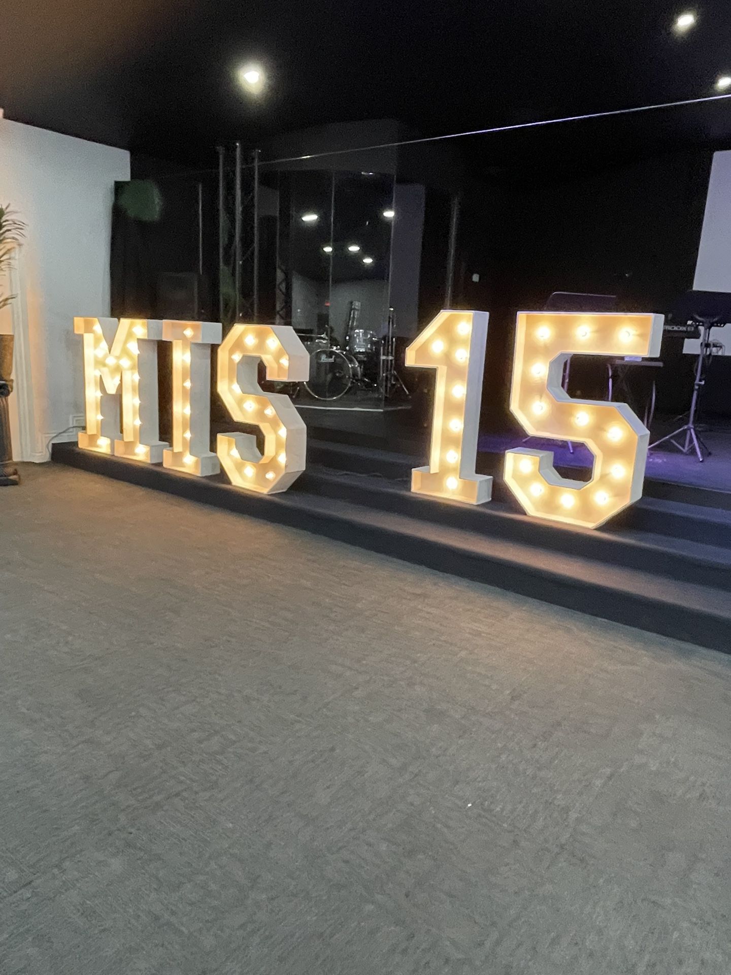 Marquee Letters 