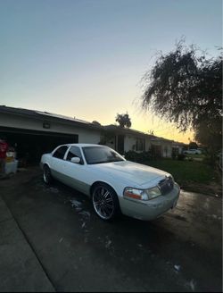 2004 Mercury Grand Marquis