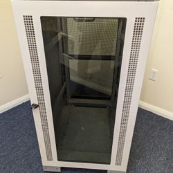 APC Server Rack - NetShelter