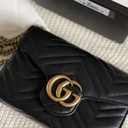 Gucci Black Gold Marmont Cellarius Bag Crossbody Wallet