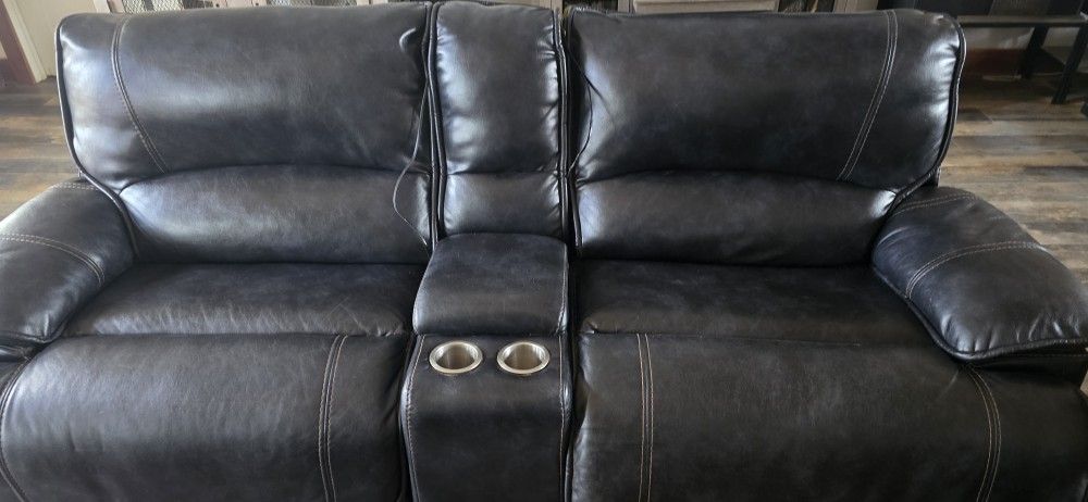 Navy Power Reclining Loveseat