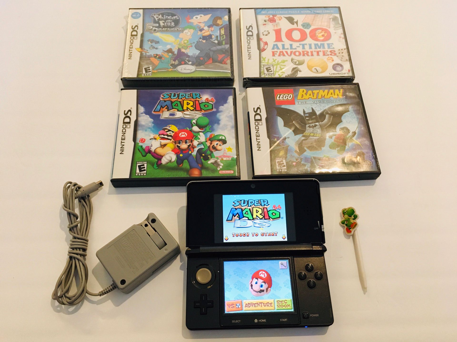 Nintendo 3DS With Super Mario DS, Lego Star Wars, and 2 NEW Games