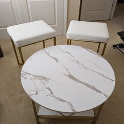 Amazing condition coffee table