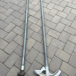 Conduit bender and handle