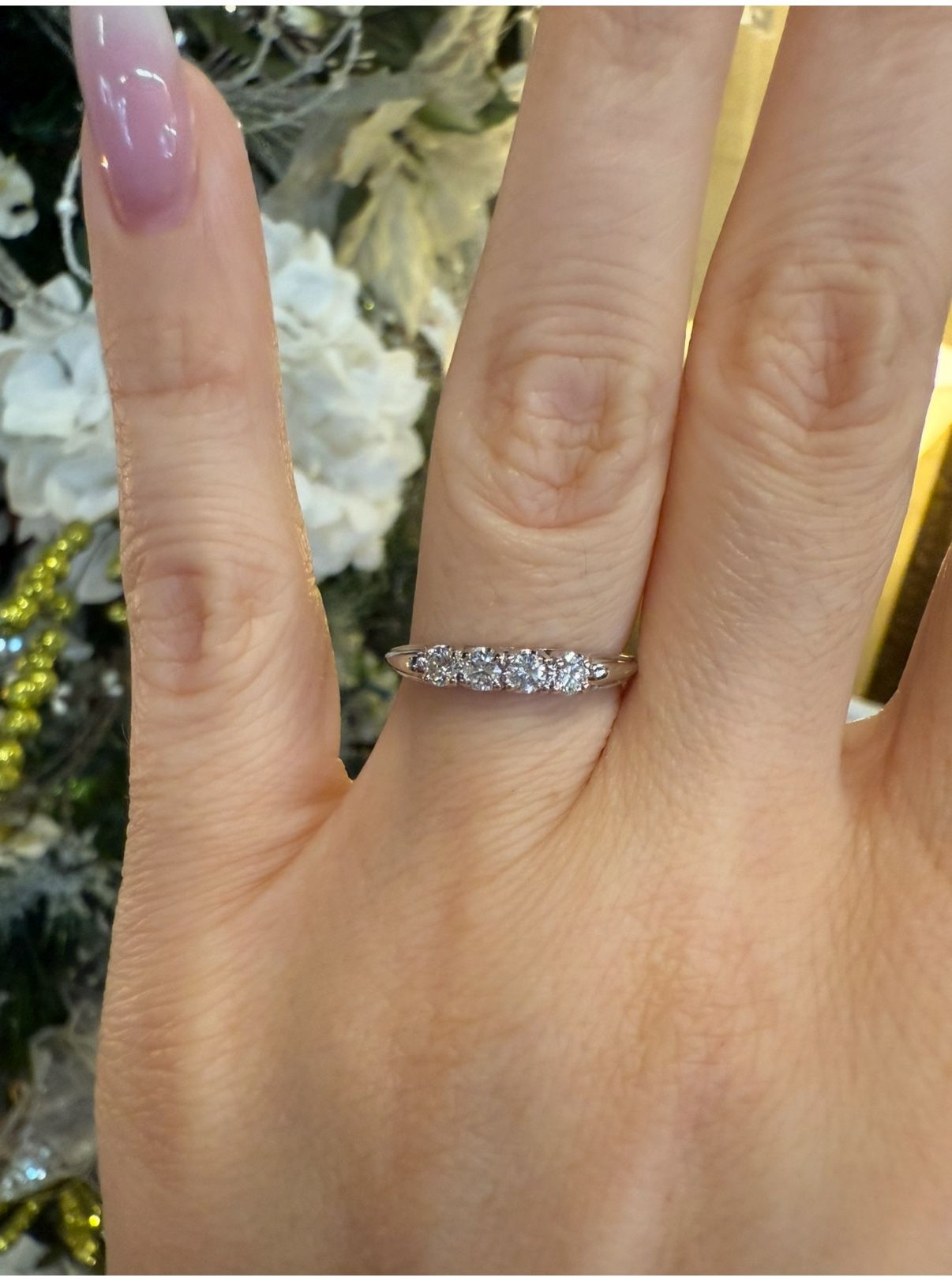 Platinum Ring Band With Natural Diamonds