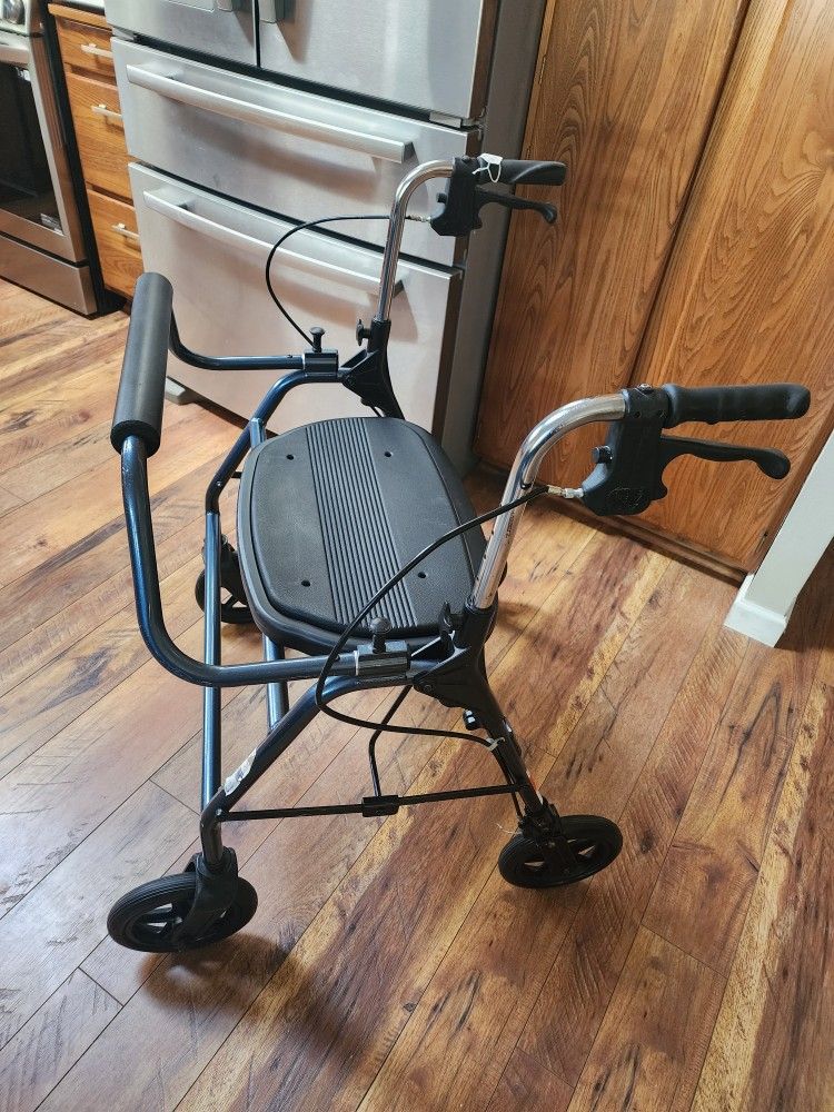 NOVA Mighty Mack Rolling Walker