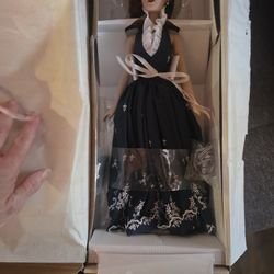 Madame Akexander twilight doll