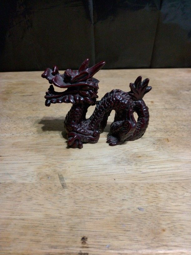 Chinese Feng Shui Dragon Figurine Often Made Of Resin And Symbolizing Luck And Success. 6".