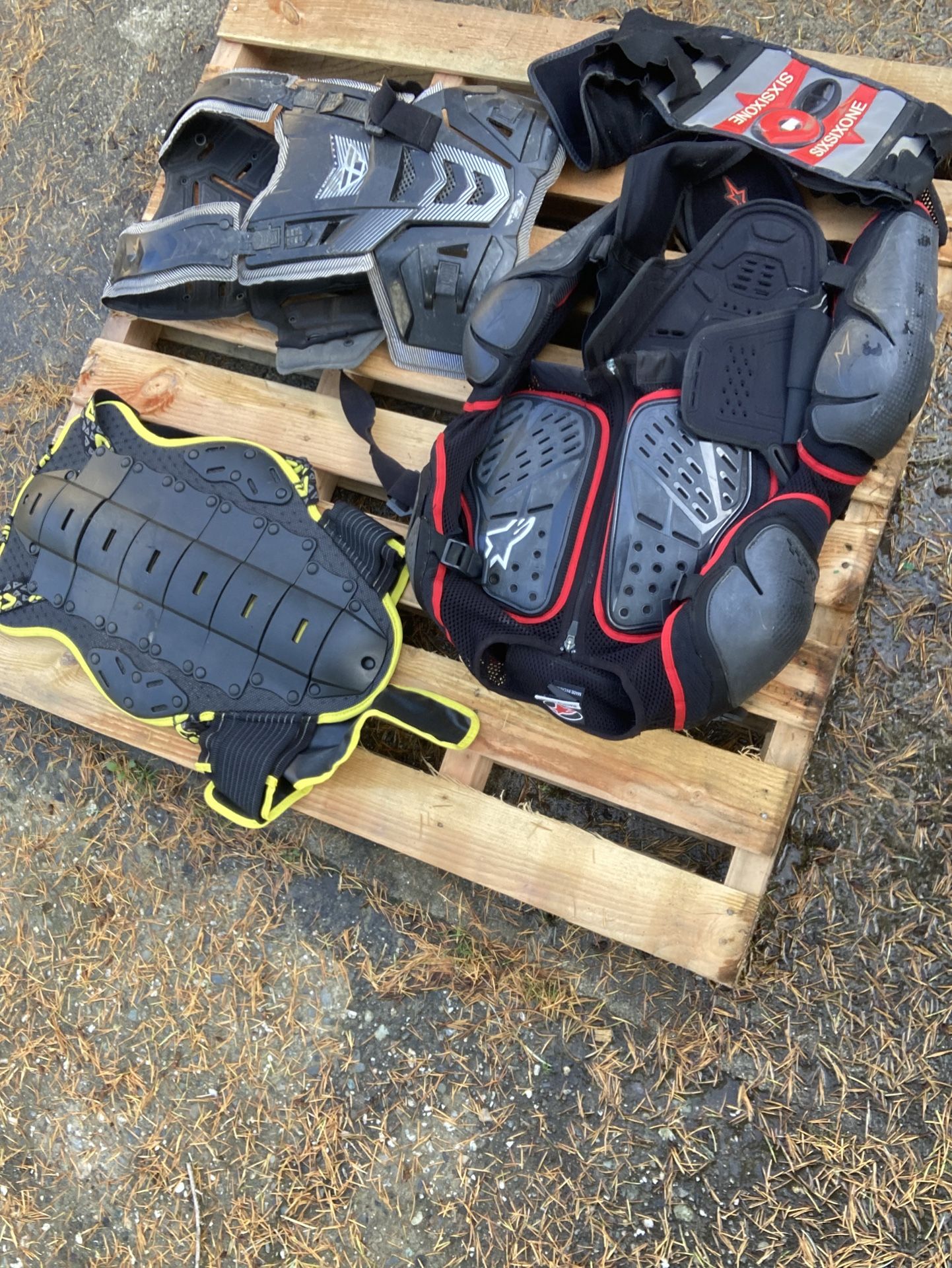 Motorcycle Riding Pads Full Set Armor And Two Other Chest Pads