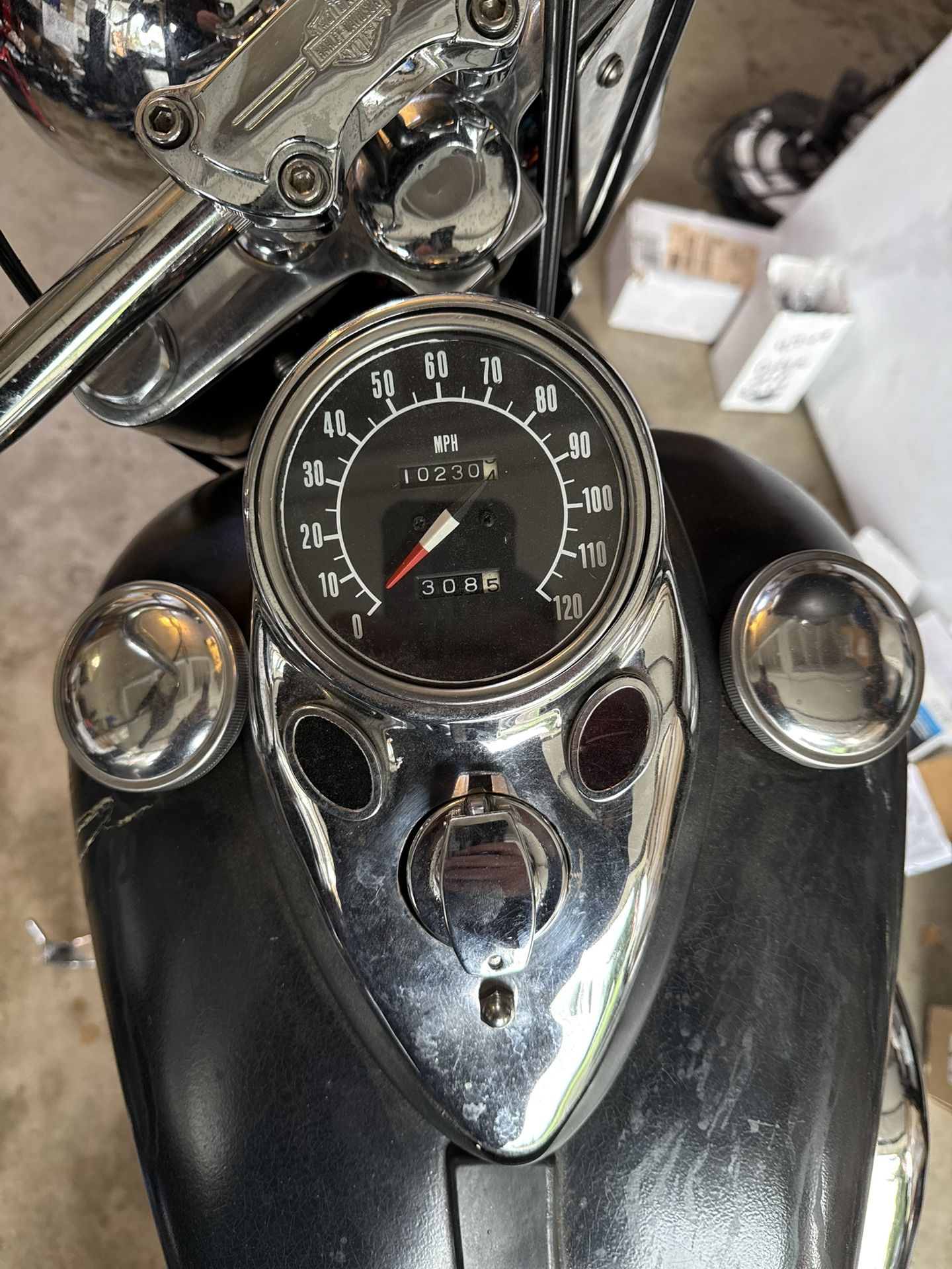thumbnail image 2 of SHOVELHEAD 1968-Up Cast Dash Cover Reproduction #71241-68B - 100% Brand New 2 of 3