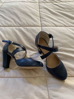 Simply Adorable NEW blue Chunky Heels 