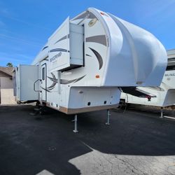 2017 Rockwood 8289WS Platinum Edition ✨️ 