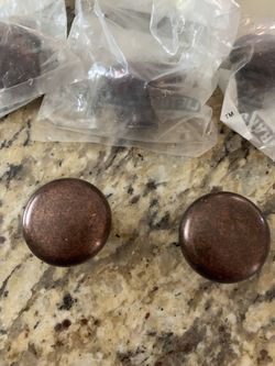 Cabinet & Drawer Knobs