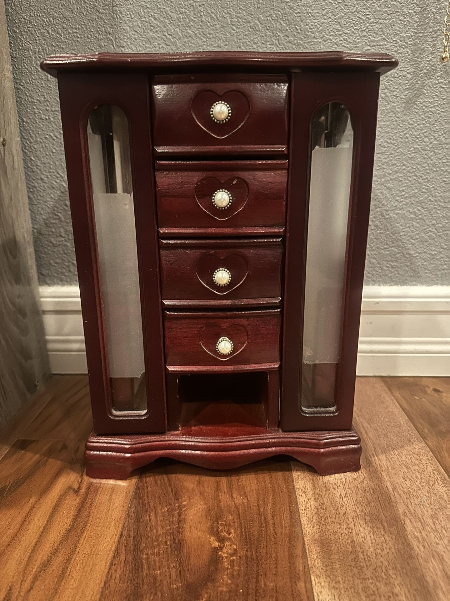 vintage jewelry box!!