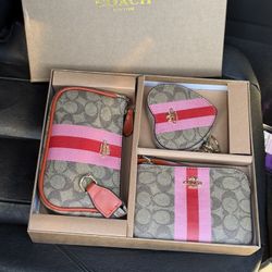 Coach Set