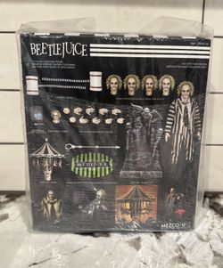 Mezco beetlejuice