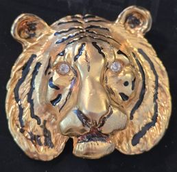 Vtg. Large Tiger Head Brooch Goldtone Statement With Rhinestone Eyes  Brushed Finish Rare Find!