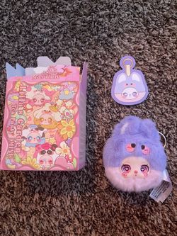 Lila’s garden tea party mini