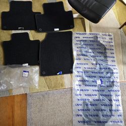 Brand New Set of Volvo XC90 Floor Mats Fit 2016-2026 ($220 new)