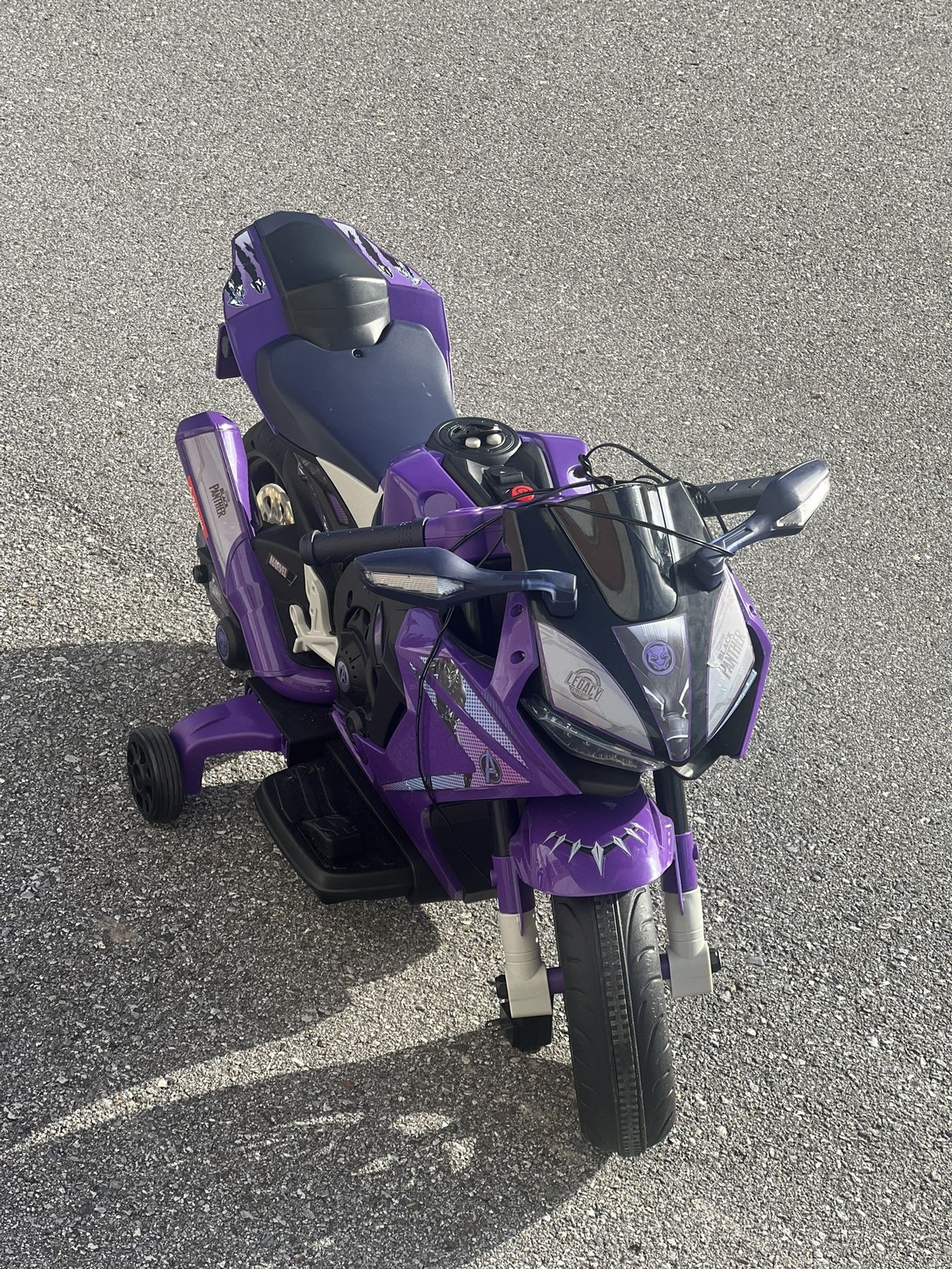 Black Panther 6V Motorcycle Ride on Toy great condition fully functional and comes with the charger. Location below. 31705 Wesley Chapel blvd Fl 33543