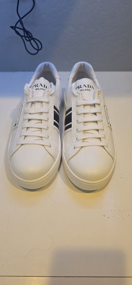 Prada District Avenue sneakers