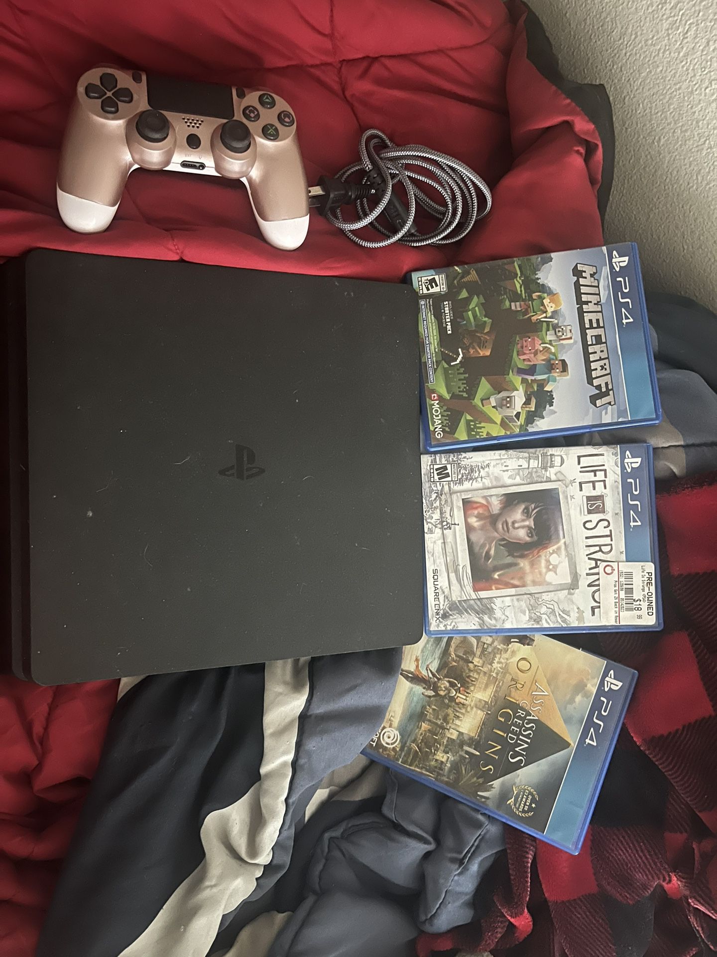 PS4 w Controller And 3 Games.