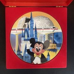 Vtg NIB Walt Disney World 1(contact info removed) 15th Anniversary Plate Limited to 10,000