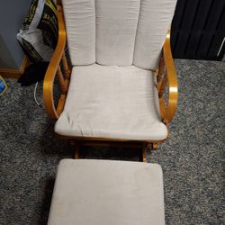 Rocking Chair 