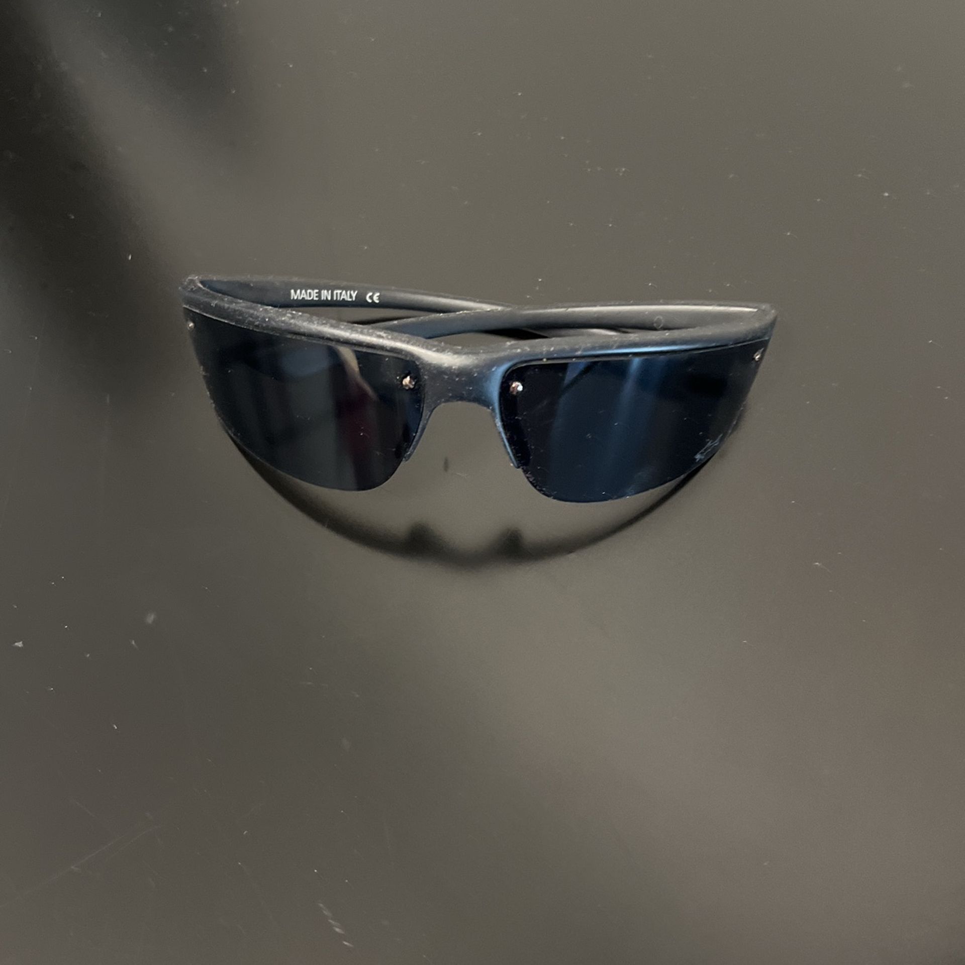 Sunglasses With Case 🕶️