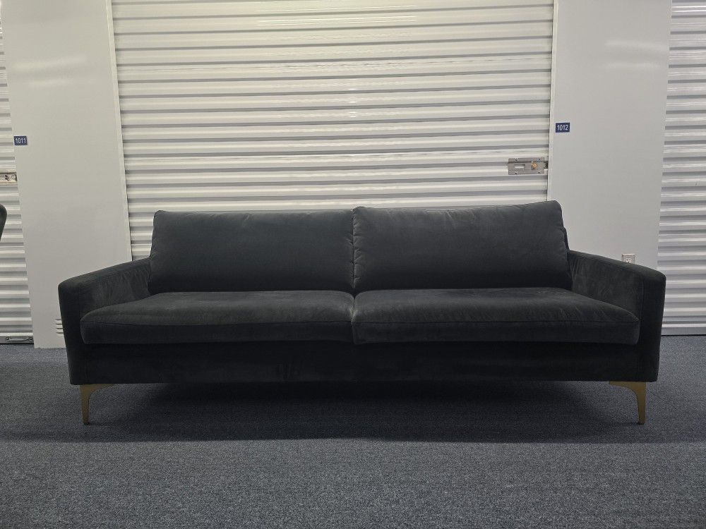 3 Person Luxury Sofa Great Condition.  Please Make Your Best Offer!