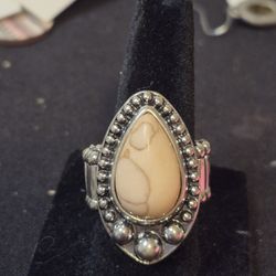Stretch Ring Beige Center