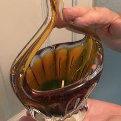 Glass basket