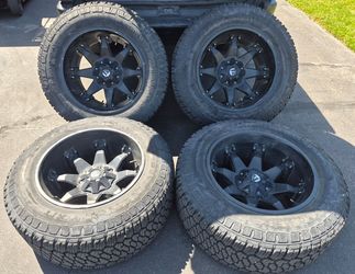 "Fuel" Rims and Tires 20inch 5x114.3 & 5x127
