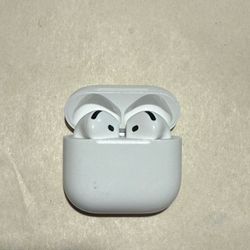 Apple AirPods 4 with Charging Case