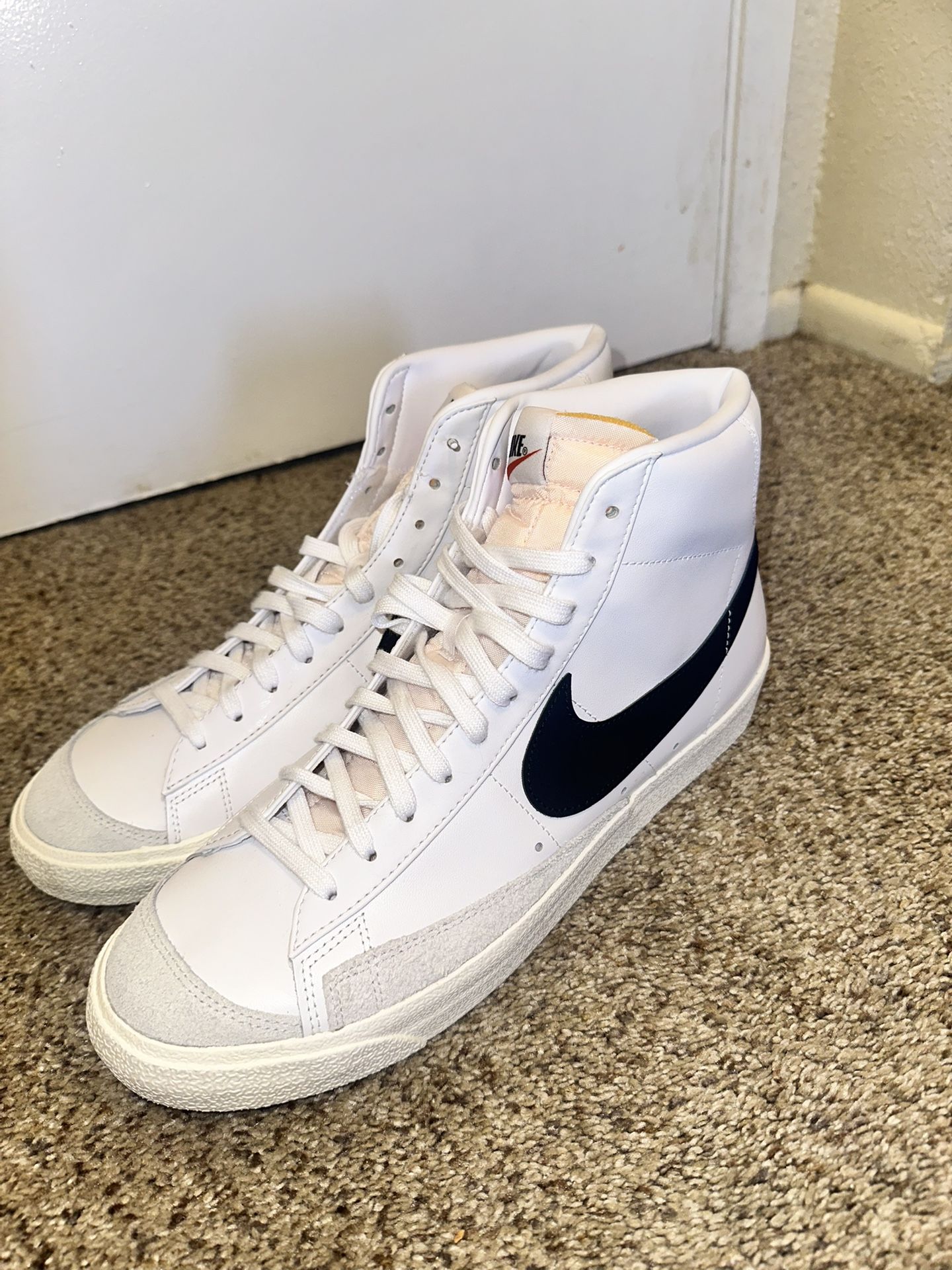NEW Men 12 50$