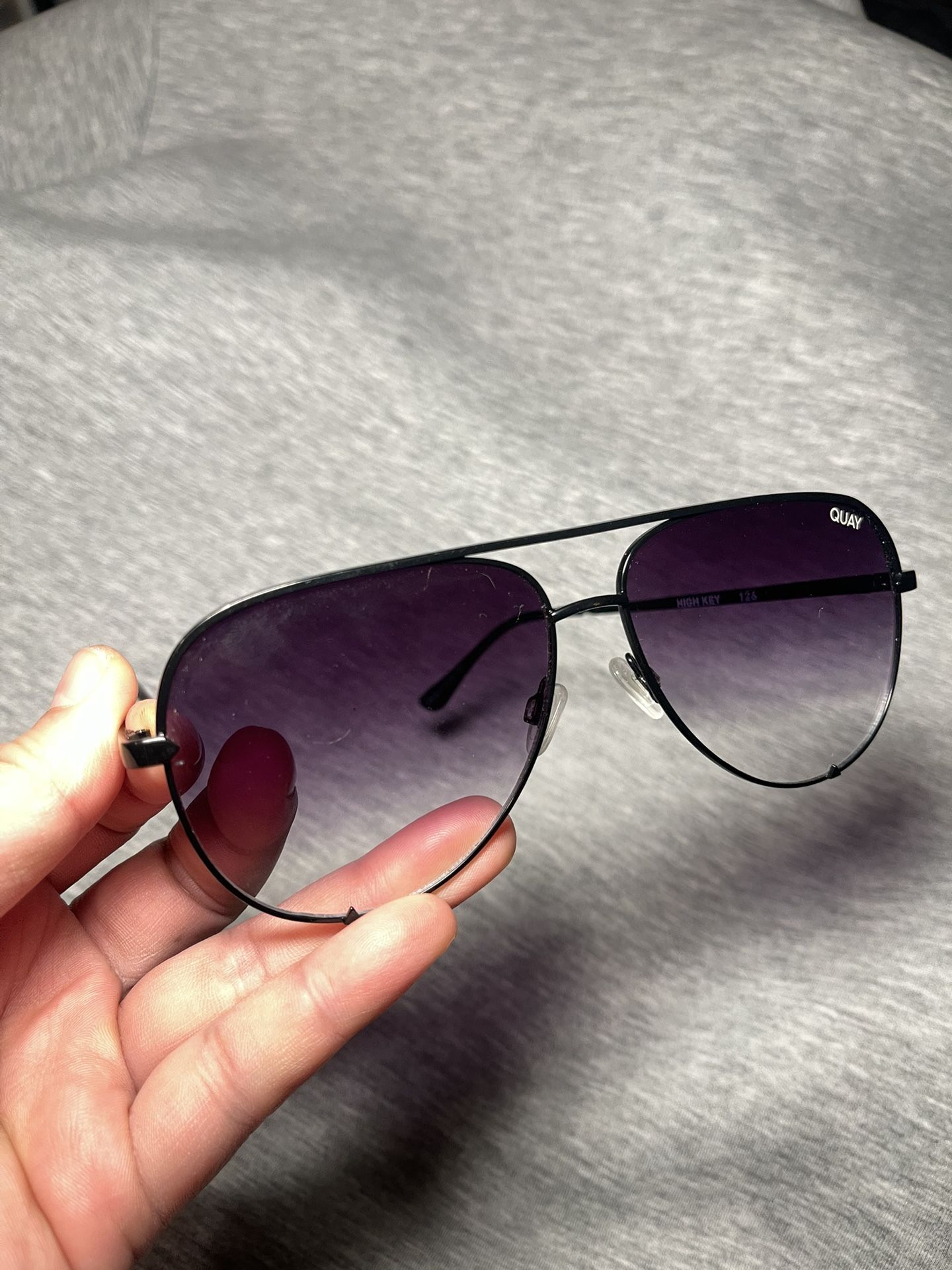 Oversized Quay Aviators