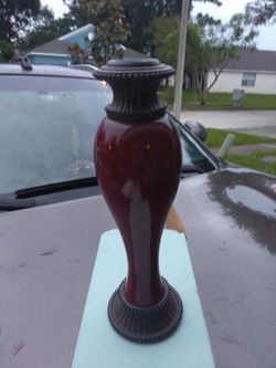 Unique and Elegant Candle Holder "NEW"