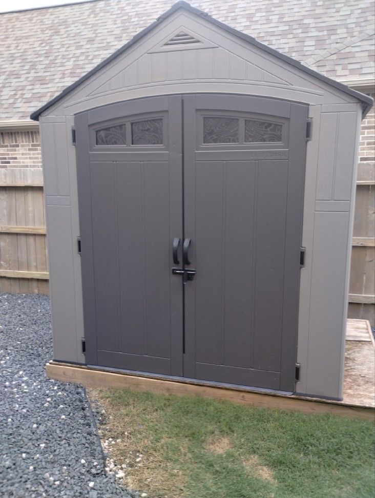 8x 10 Storage Shed CRAFTSMAN