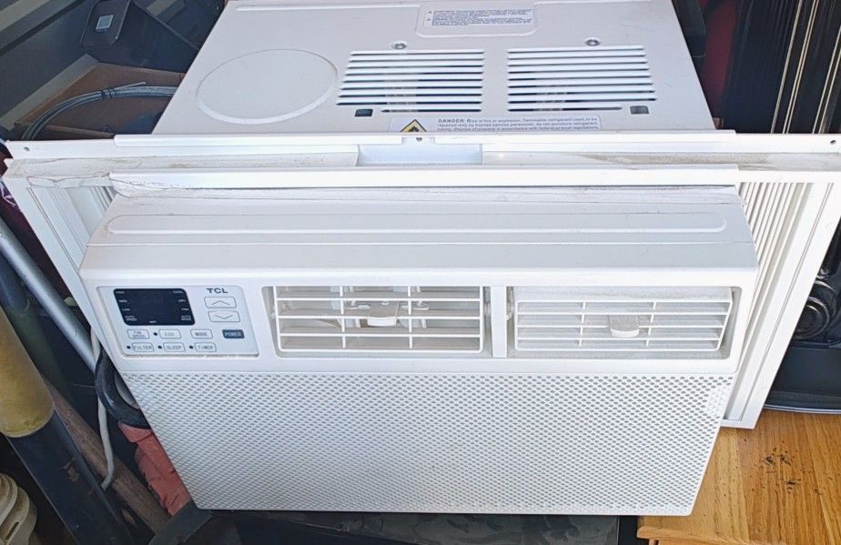 TCL 10,000 BTU Window/Wall Air conditioner