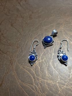 Sterling silver and blue lapis lazuli pendant and earrings set