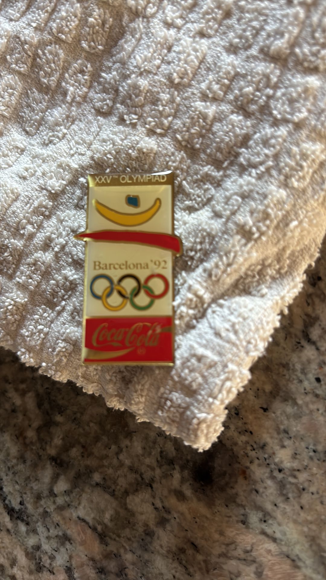 Coca-Cola olympic pin from the Barcelona 1992 Olympics