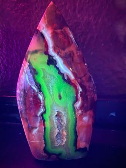 UV Reactive Volcano Agate Freeform