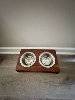 Dog bowl set