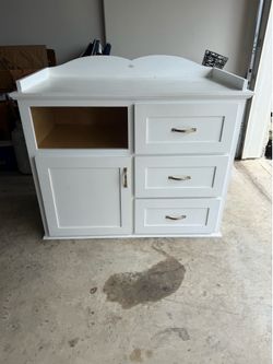 Changing Table/Storage